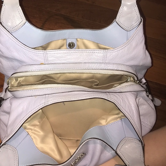 Coach 3 Pocket Periwinkle Blue Leather Handbag - Picture 5 of 7